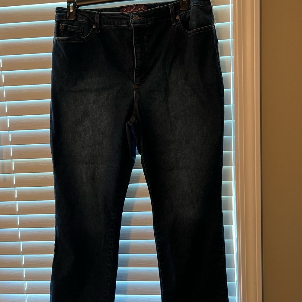 Gloria Vanderbilt-stretchy denim jeans-